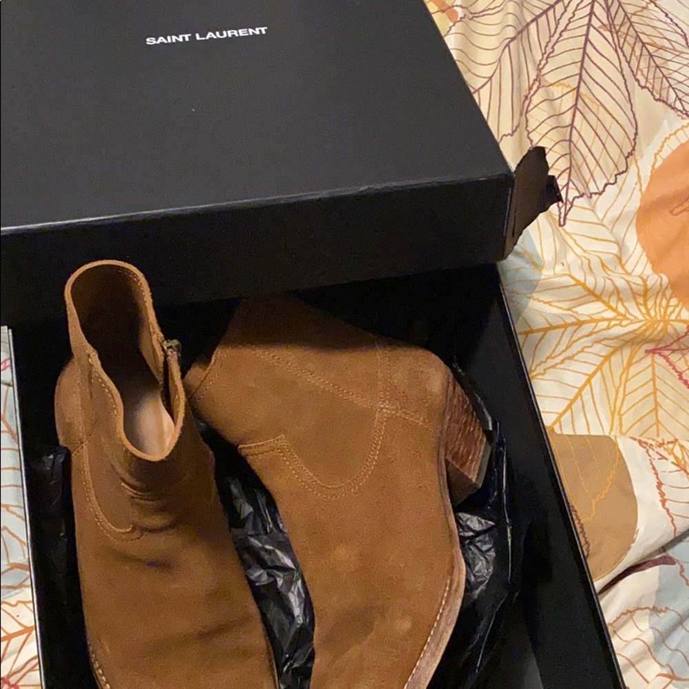 Original boot with the box